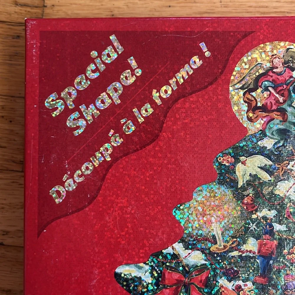 Springbok Sparkling Christmas Tree Special Shape Puzzle - Picture 4 of 9